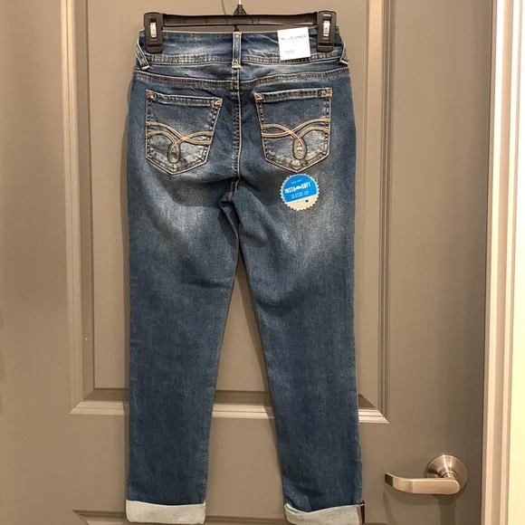 Wallflower jeans NWT - Picture 7 of 9